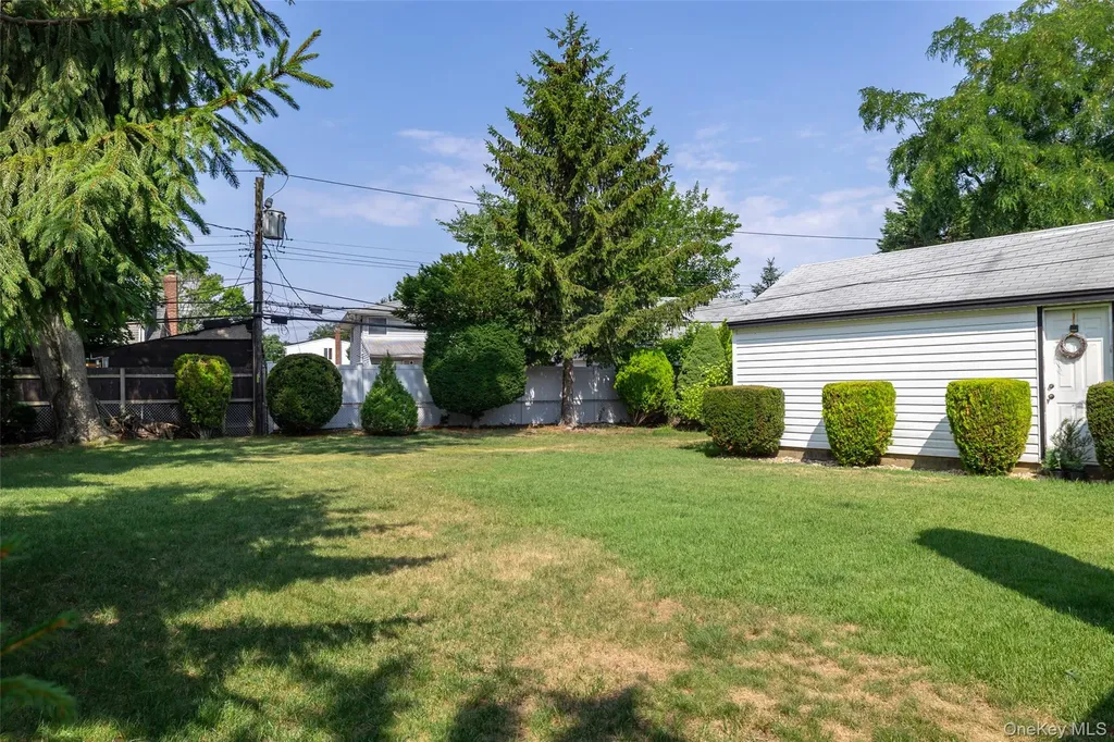 190 Cottage Boulevard Hicksville NY 11801