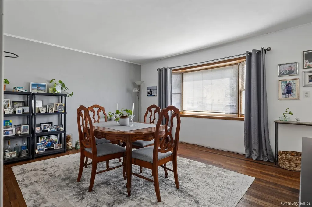 190 Cottage Boulevard Hicksville NY 11801