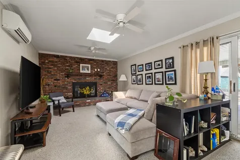 190 Cottage Boulevard Hicksville NY 11801