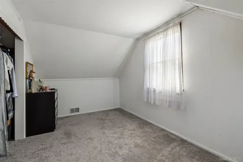 190 Cottage Boulevard Hicksville NY 11801