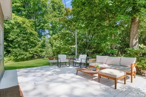 3 Gabriel Drive Cortlandt Manor NY 10567
