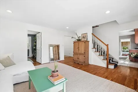 3 Gabriel Drive Cortlandt Manor NY 10567