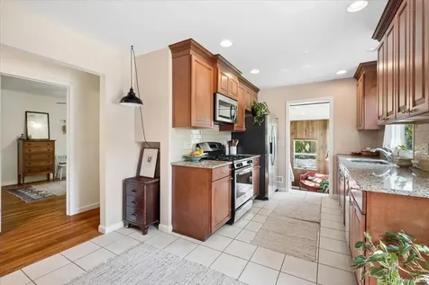 3 Gabriel Drive Cortlandt Manor NY 10567