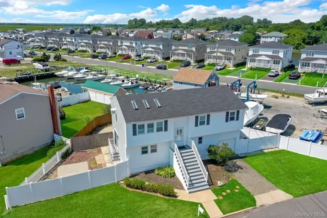 3612 Somerset Drive Seaford NY 11783
