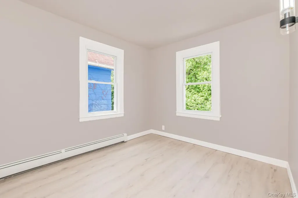 427 Taylor Avenue Bronx NY 10473