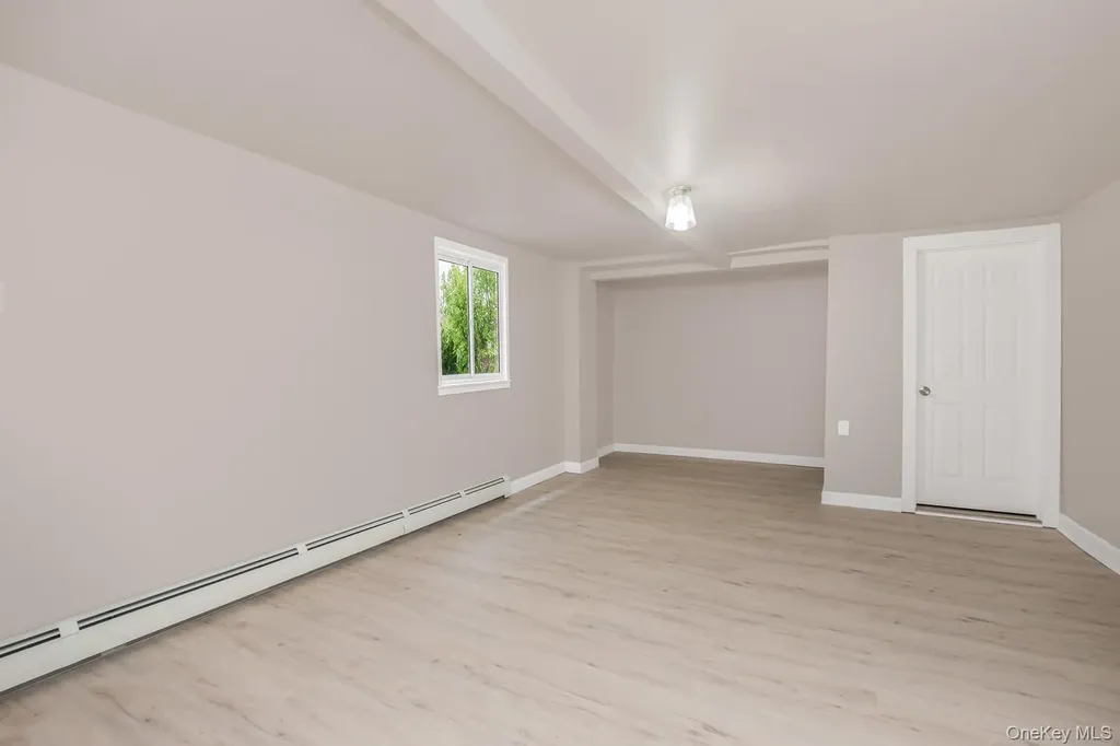 427 Taylor Avenue Bronx NY 10473
