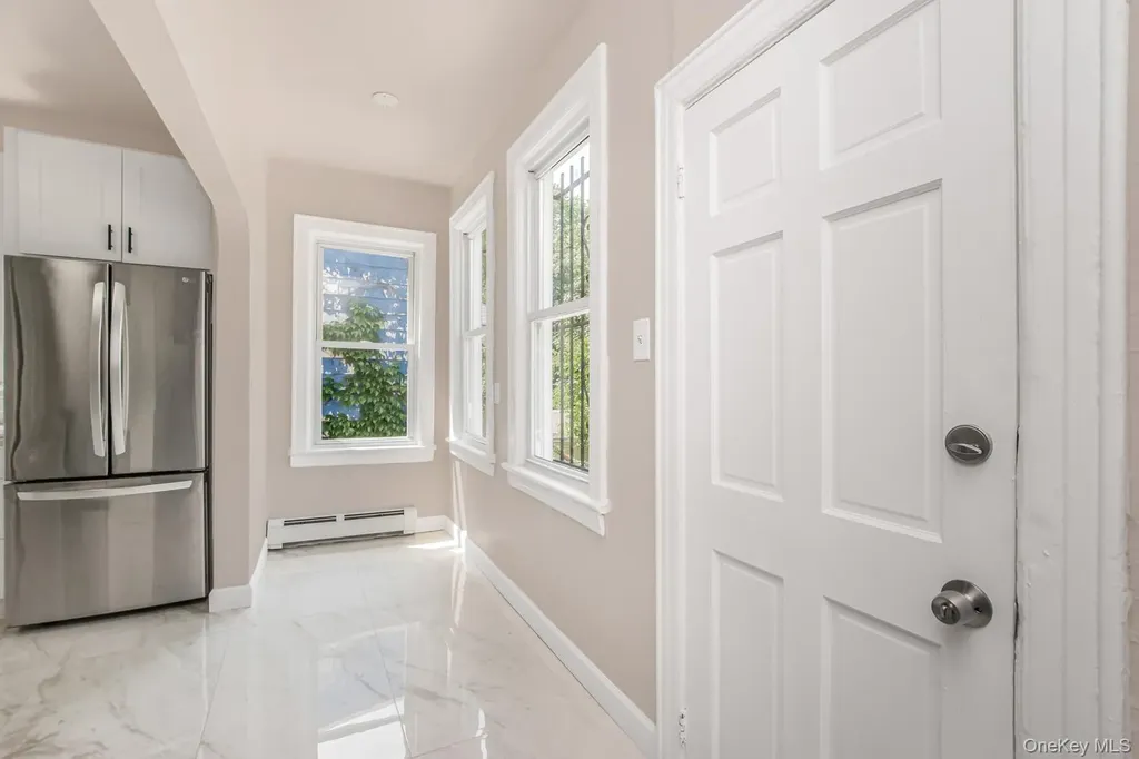 427 Taylor Avenue Bronx NY 10473