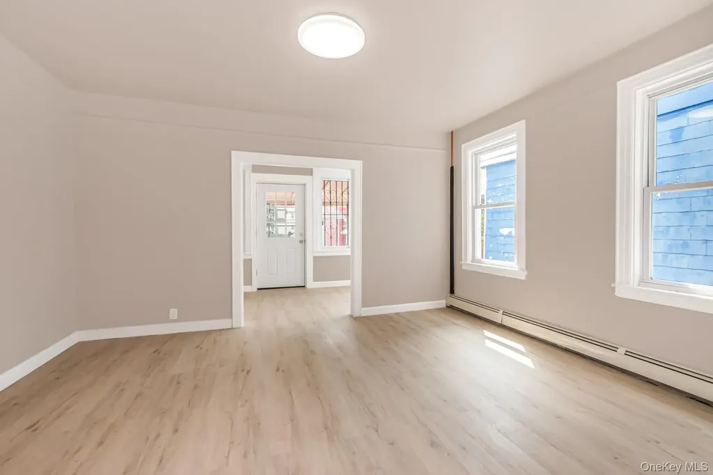 427 Taylor Avenue Bronx NY 10473