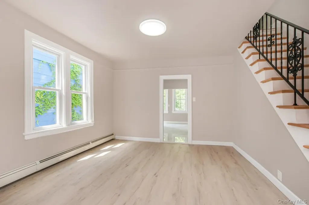 427 Taylor Avenue Bronx NY 10473