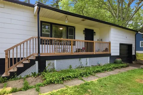 98 Dellay Avenue Kingston NY 12401