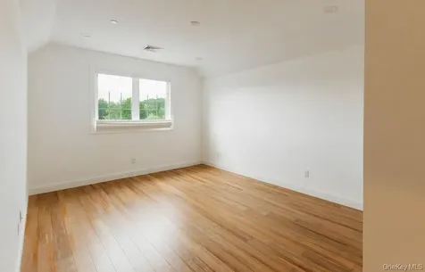 43 Oakwood Lane Rhinebeck NY 12572