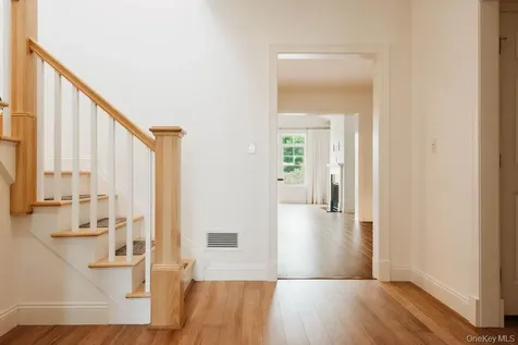 43 Oakwood Lane Rhinebeck NY 12572