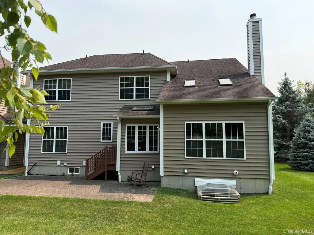 415 Vassar Place Fishkill NY 12524