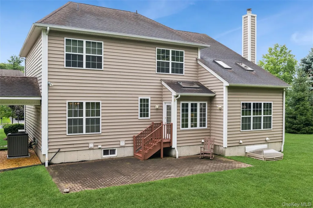 415 Vassar Place Fishkill NY 12524