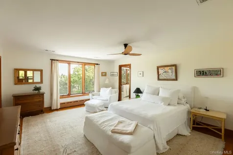 779 Queens Highway Accord NY 12404