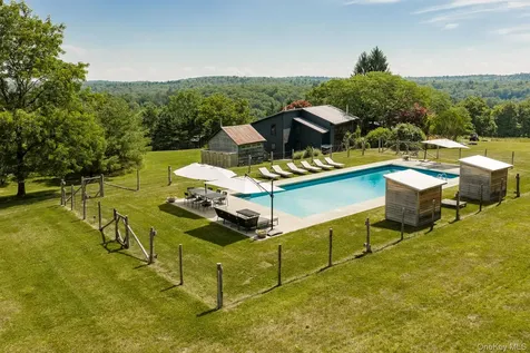 779 Queens Highway Accord NY 12404