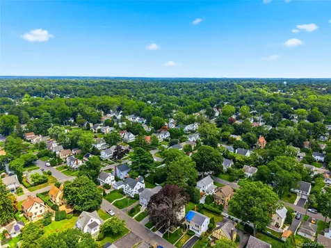 144 Bell Road Scarsdale NY 10583