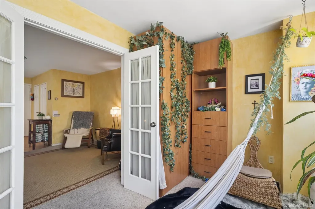 101 Clinton Avenue Mineola NY 11501