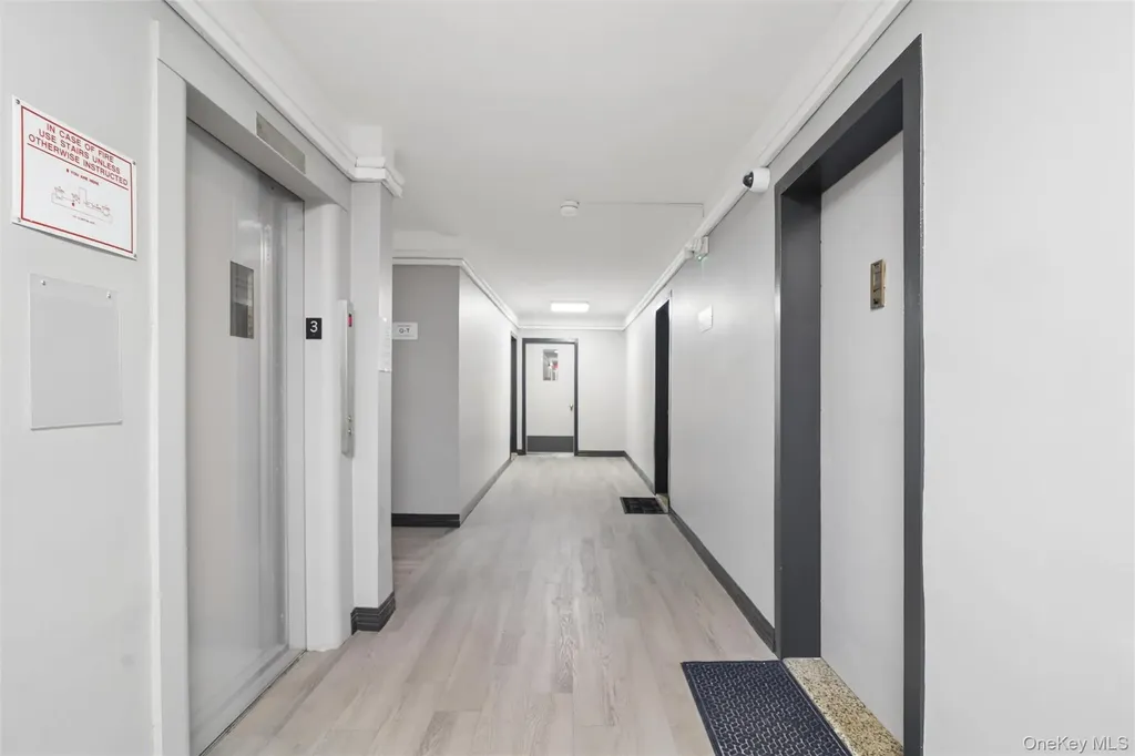 101 Clinton Avenue Mineola NY 11501