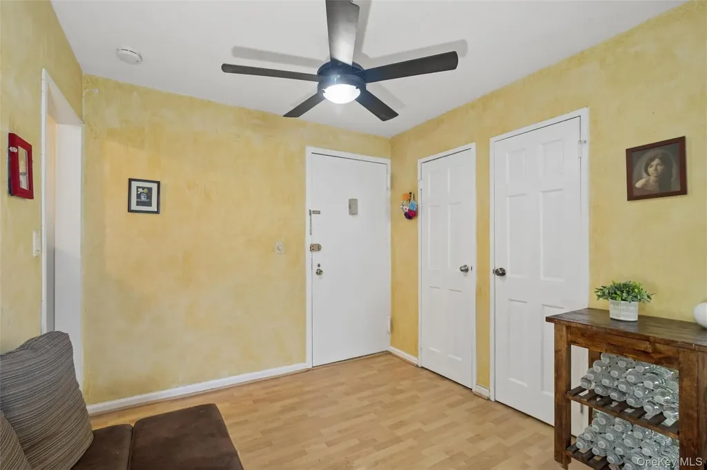 101 Clinton Avenue Mineola NY 11501