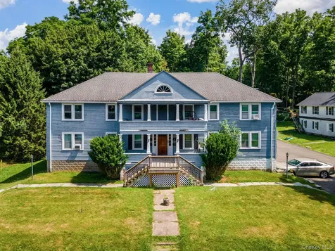 10-24 Conway Place Kingston NY 12401