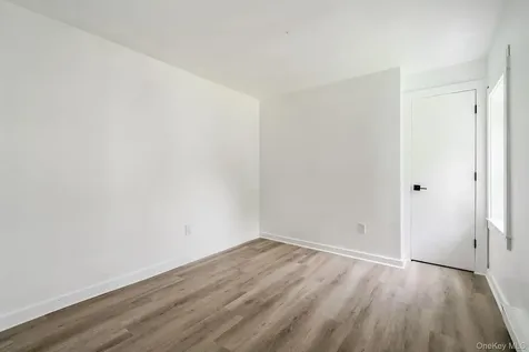 10-24 Conway Place Kingston NY 12401
