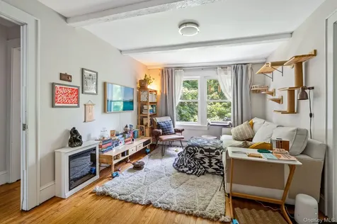 10-24 Conway Place Kingston NY 12401