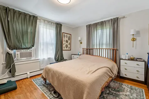 10-24 Conway Place Kingston NY 12401
