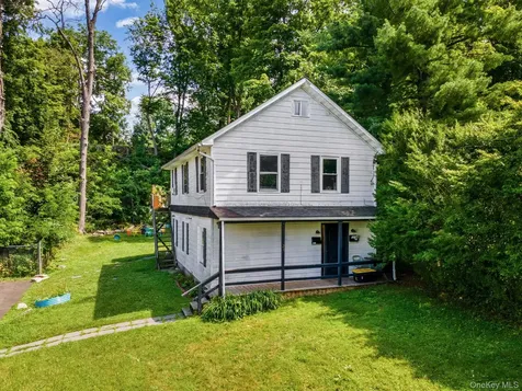 10-24 Conway Place Kingston NY 12401