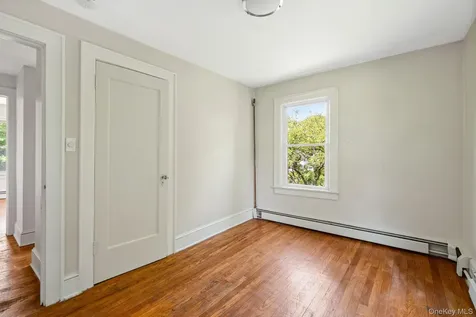 10-24 Conway Place Kingston NY 12401