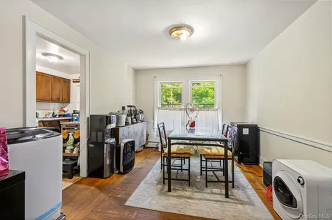 10-24 Conway Place Kingston NY 12401