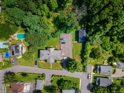 10-24 Conway Place Kingston NY 12401