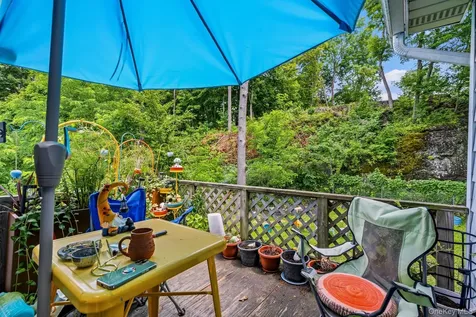 10-24 Conway Place Kingston NY 12401