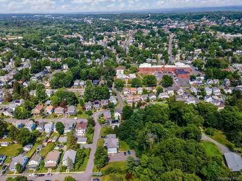 10-24 Conway Place Kingston NY 12401