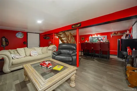 20 Cary Road Hyde Park NY 12538