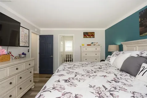 20 Cary Road Hyde Park NY 12538