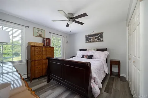 20 Cary Road Hyde Park NY 12538
