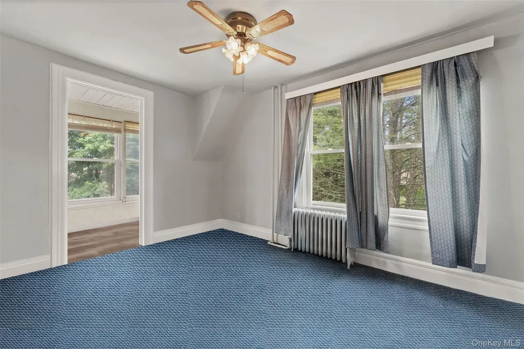 33 Deerfield Avenue Eastchester NY 10709