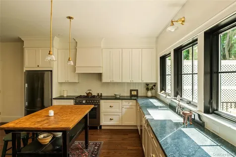 309 State Street Hudson NY 12534