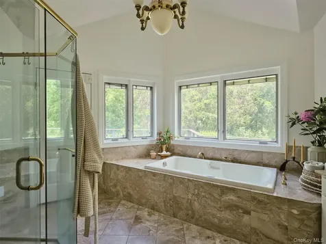 139 Jeffrey Lane Hurley NY 12443