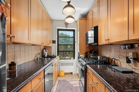 325 Main Street White Plains NY 10601