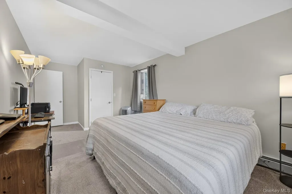 166 E Main Street Washingtonville NY 10992