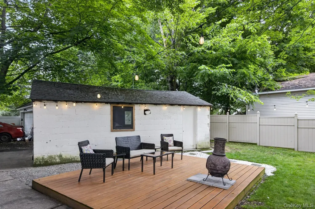 166 E Main Street Washingtonville NY 10992