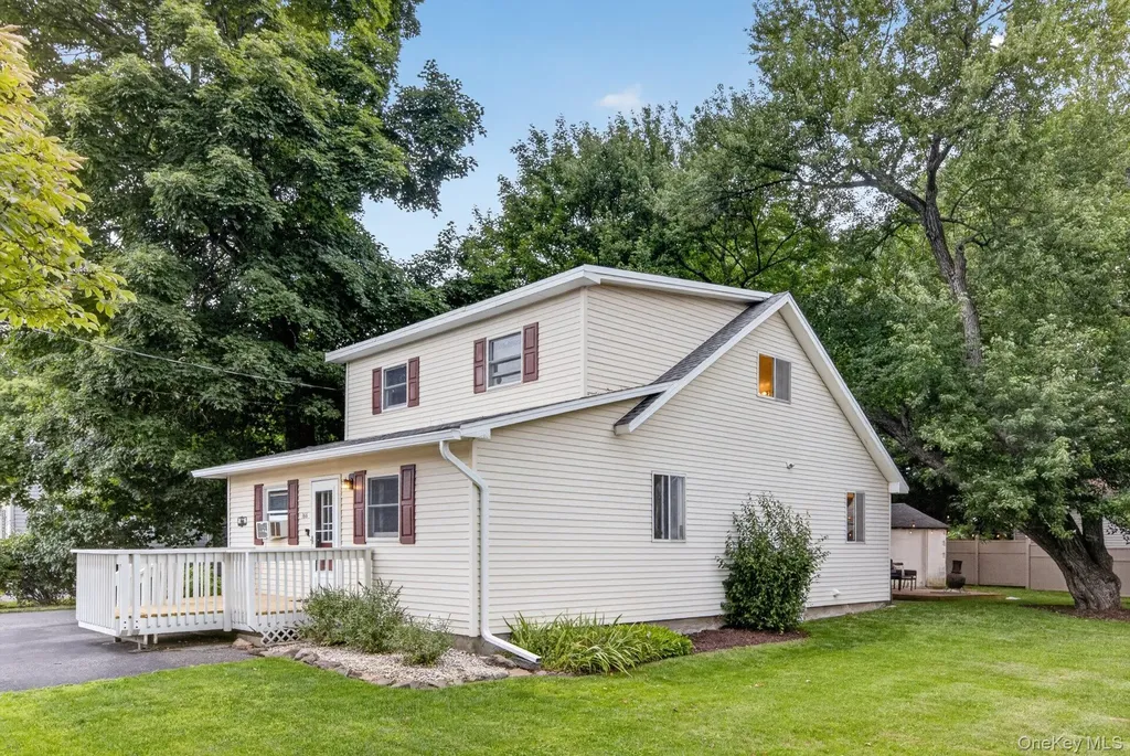 166 E Main Street Washingtonville NY 10992