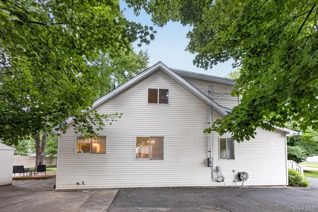 166 E Main Street Washingtonville NY 10992