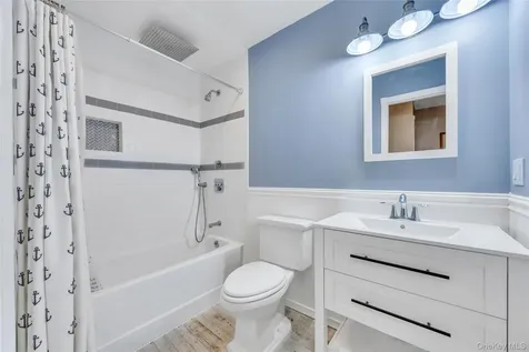 158 South Street Manorville NY 11949