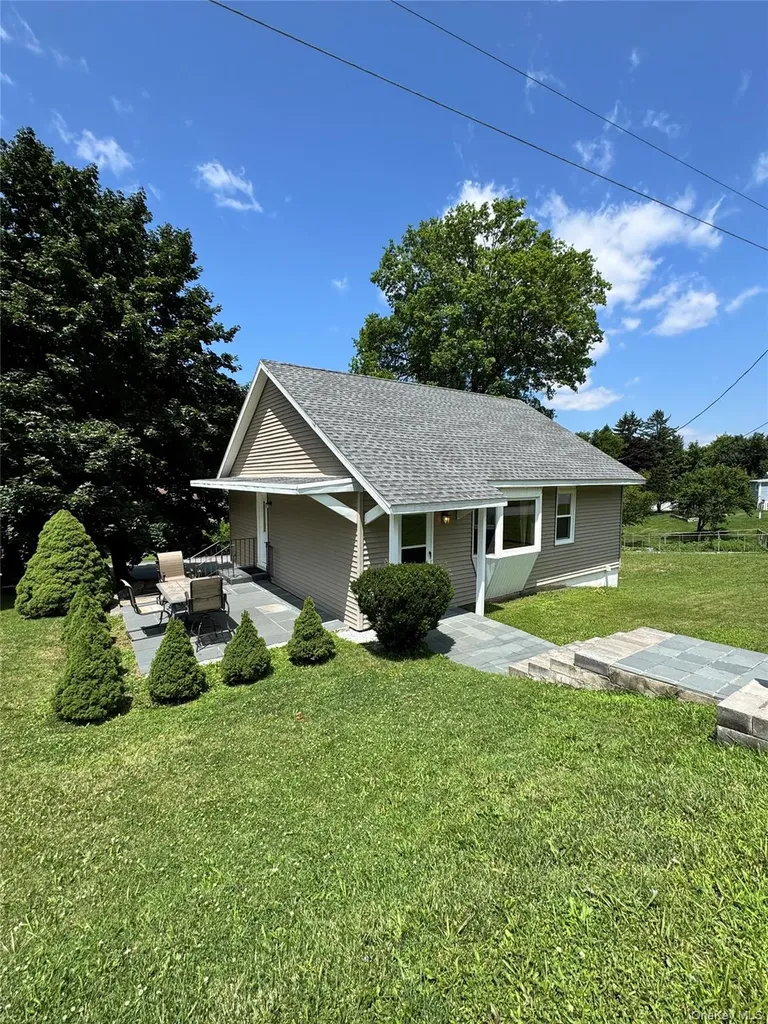 35 Willow Road Beacon NY 12508