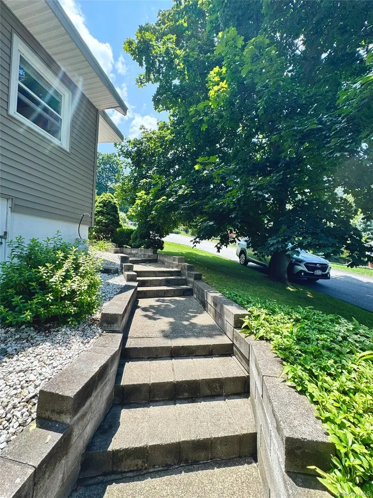 35 Willow Road Beacon NY 12508