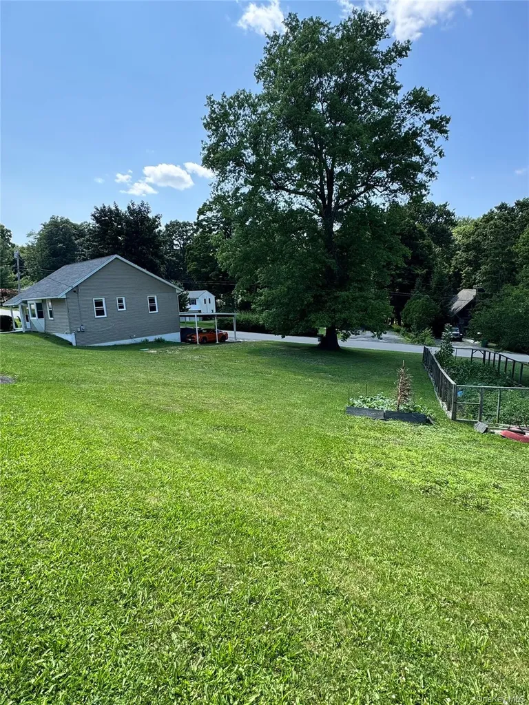 35 Willow Road Beacon NY 12508