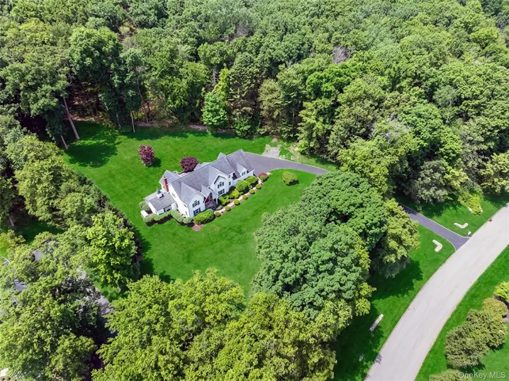 10 Adams Farm Road Katonah NY 10536